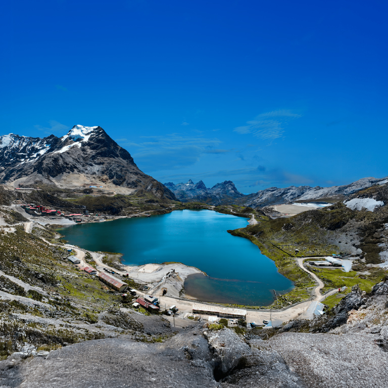 Performance evaluation of a tailings storage facility partially constructed with uncompacted tailings