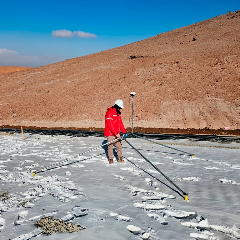 Geoelectric Leak Detection